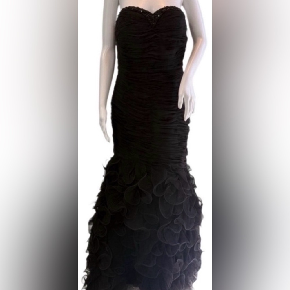 Chic Black Strapless Prom Dress